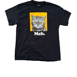 Cat graphic tee